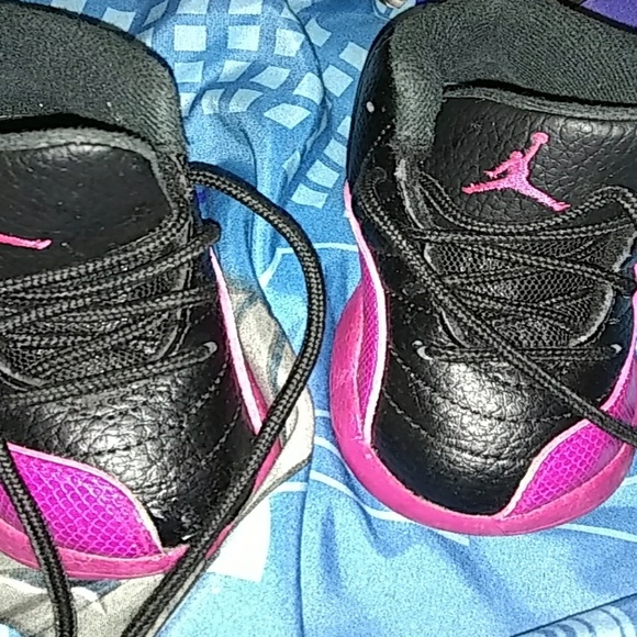 toddler girl jordans size 7